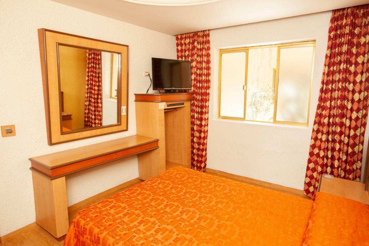 Hotel Tres Colonias - Solo Adultos Città del Messico Esterno foto