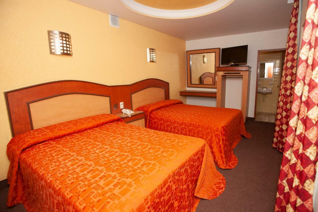 Hotel Tres Colonias - Solo Adultos Città del Messico Esterno foto