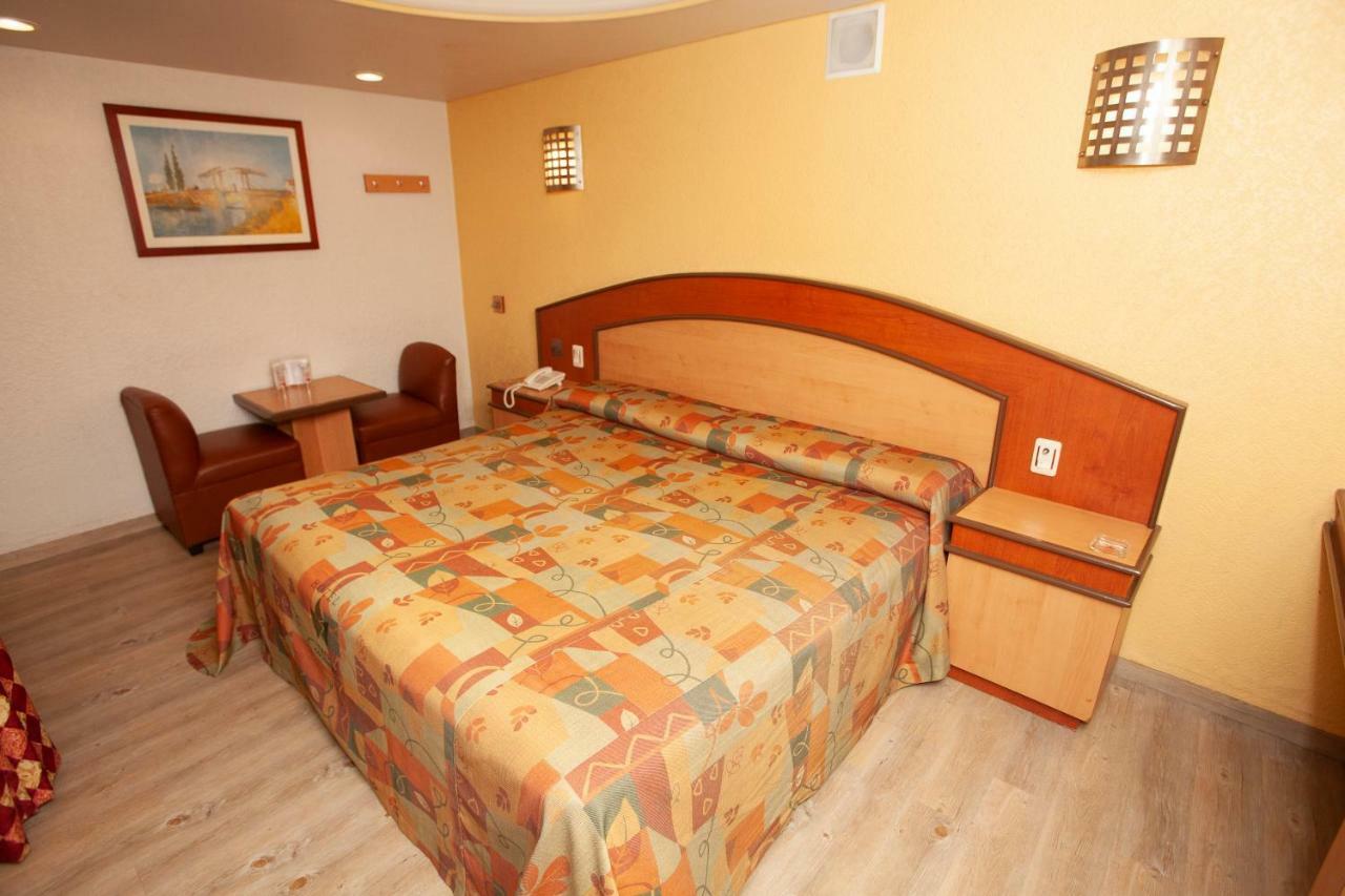 Hotel Tres Colonias - Solo Adultos Città del Messico Esterno foto